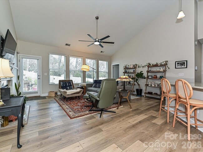 Building Photo - 17405 Caldwell Track Dr