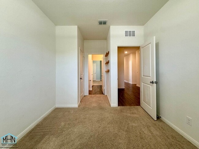 Building Photo - Beautiful 4-Bedroom 3-Bath Single Story Home Conveniently Located near Loop 1604, I-10, and FM 1516!