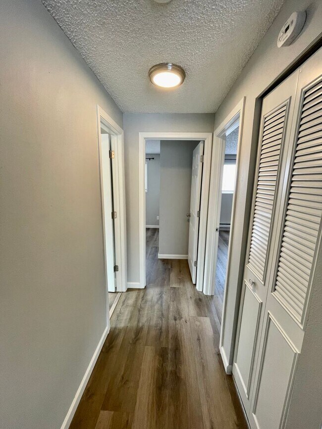 Building Photo - 519 Northgate