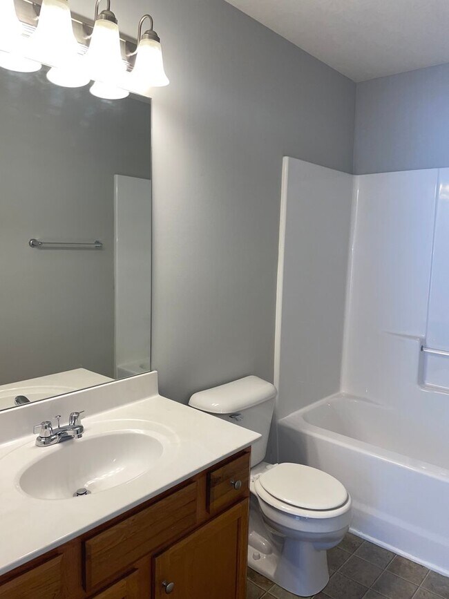 Building Photo - Upper Stone Apartments
