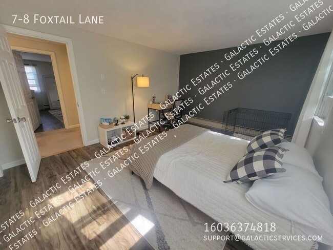 Building Photo - 7-8 Foxtail Lane-