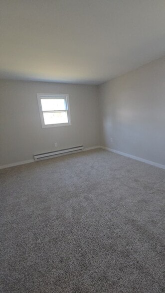 Building Photo - 123 Jericho Rd