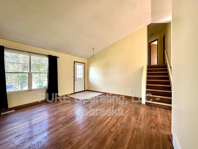 Building Photo - 7879 Bauman Ave