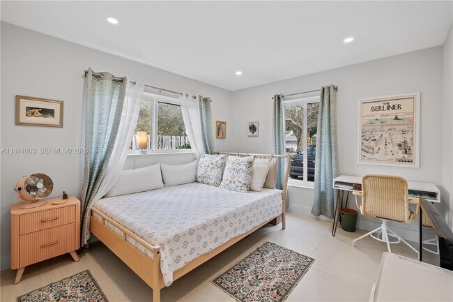 Building Photo - 11720 SW 81st Rd