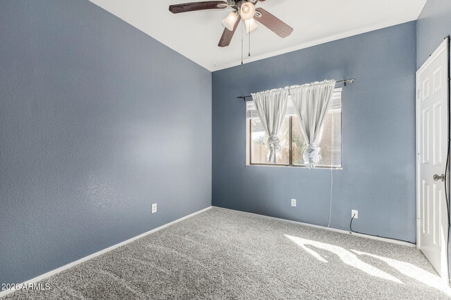 Building Photo - 743 E Pepper Dr