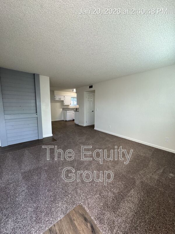 Building Photo - 809 Monarch Cir