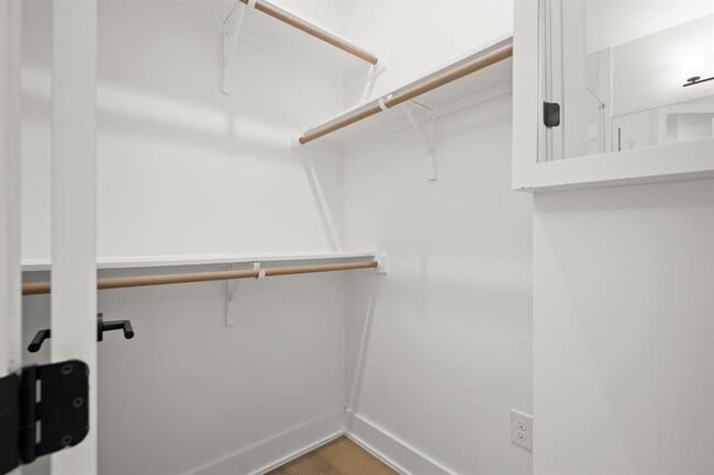 Building Photo - 619 Hammack Dr