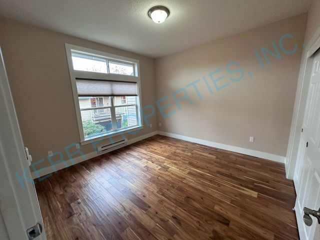 Building Photo - 4686 W Powell Blvd