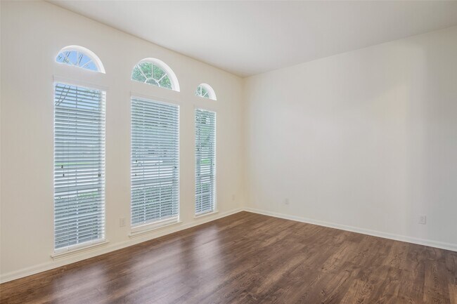 Building Photo - 26819 Shoal Hollow Ct