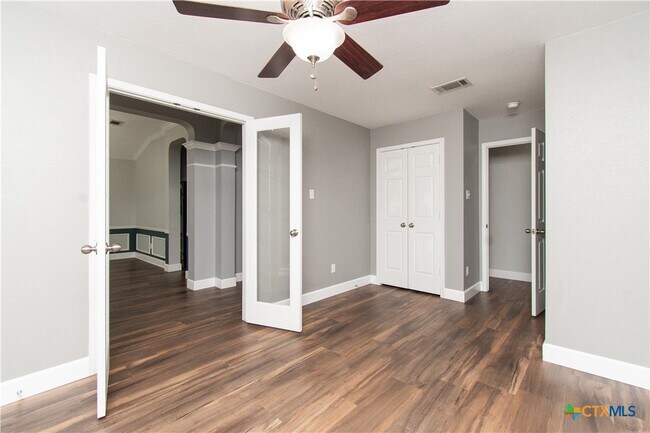 Building Photo - 5619 Tumbled Stone Dr