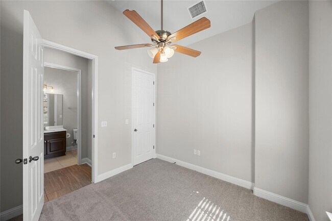 Building Photo - 7102 Cut Plains Trail