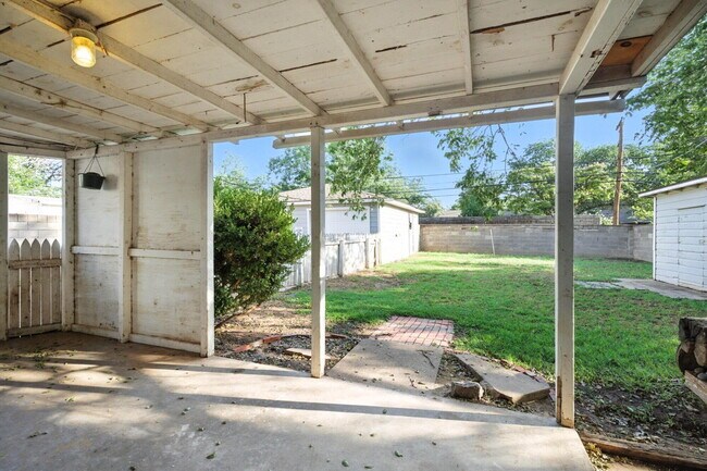 Building Photo - 4316 31st St