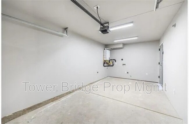 Building Photo - 2409 Cava Ct