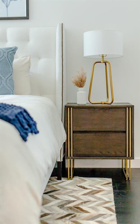 Building Photo - 800 Embassy Dr