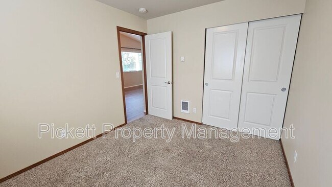Building Photo - 1506 N Cambrian Ave