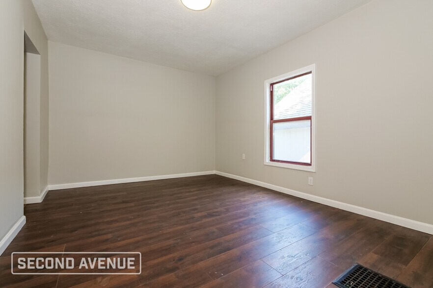 Building Photo - 2612 Bales Ave