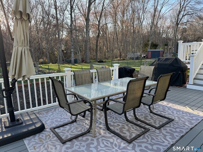 Building Photo - 15 Brookfield Dr