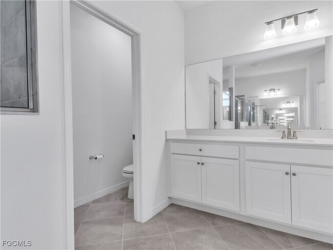 Building Photo - 4029 NW 37th Ave