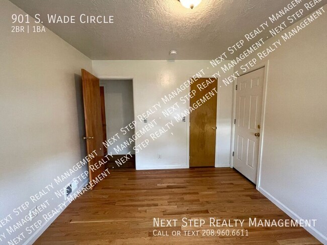 Building Photo - 901 Wade Cir