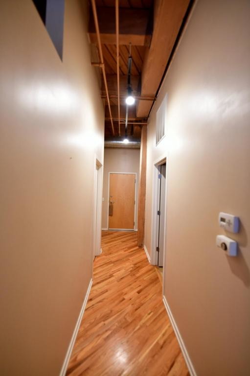 Building Photo - 1040 W Adams #426