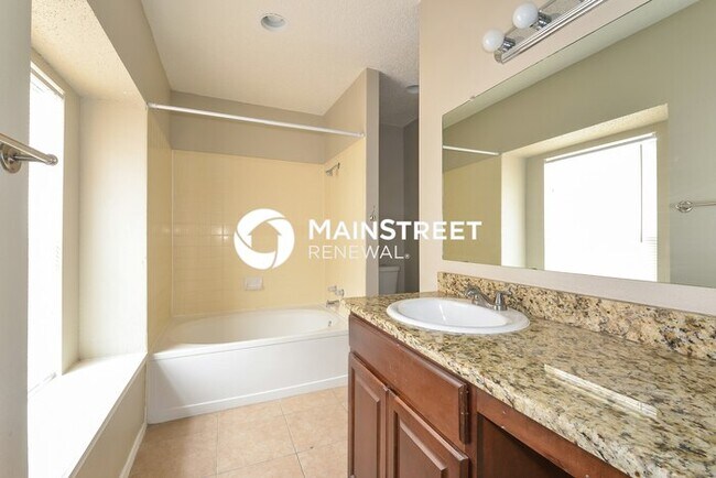 Building Photo - 3 Bedroom Pet-Friendly Home in San Antonio, TX with Main Street Renewal