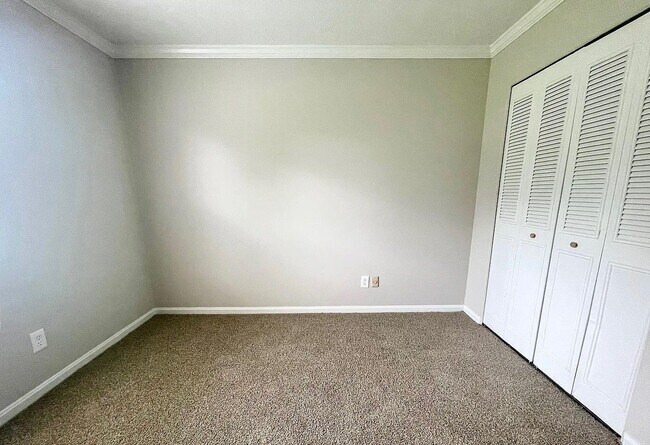 Building Photo - 3308 Conway Ct