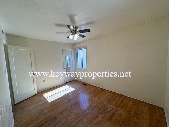 Building Photo - Classic 2 bed 1 bath home in NE ABQ