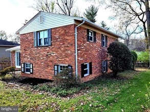 Building Photo - 9118 Kirkdale Rd