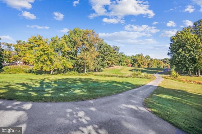 Building Photo - 12103 Greenway Ct