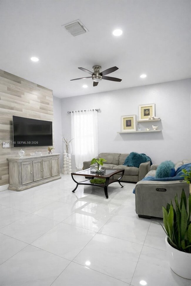 Building Photo - 12869 SW 50th Ct