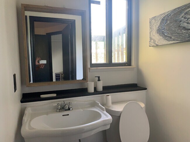 Building Photo - 5808 Stormcroft Ave