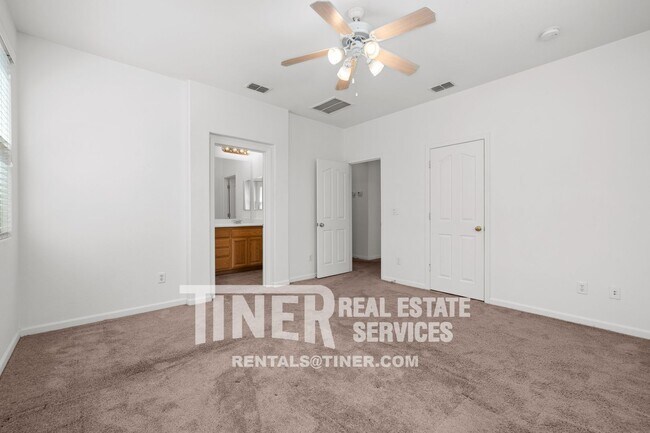 Building Photo - Beautiful North Natomas Home