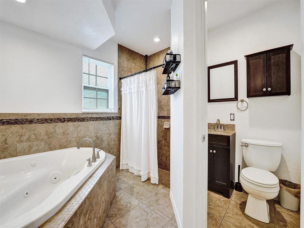 Building Photo - 4960 SW 89th Ave