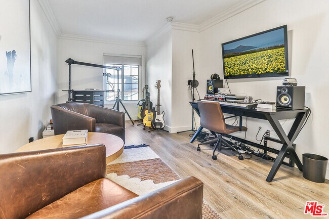 Building Photo - 4204 Flintlock Ln