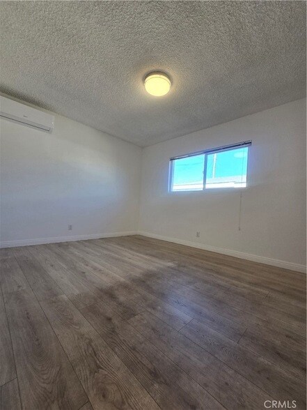 Building Photo - 500 Everett Ave