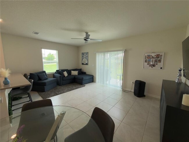 Building Photo - 1206 Balsam Dr.