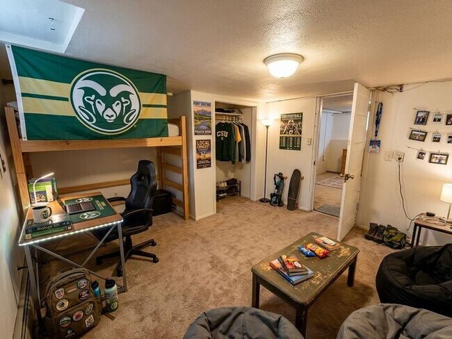 Building Photo - 1/2 Off First Months Rent! 3 Bed + 2 bonus rooms in basement, 2 Bath Home NEAR CSU! Flexible leas...