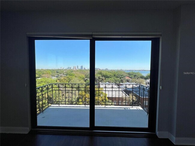 Building Photo - 2109 Bayshore Blvd