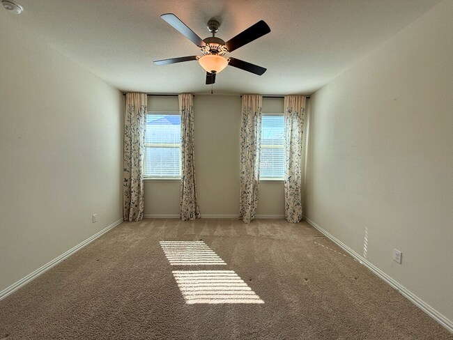 Building Photo - Spacious 4-Bedroom Home for Lease in Princeton!