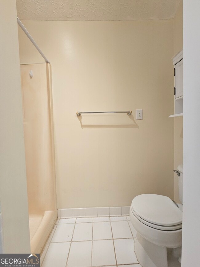 Building Photo - 611 Lora Smith Rd