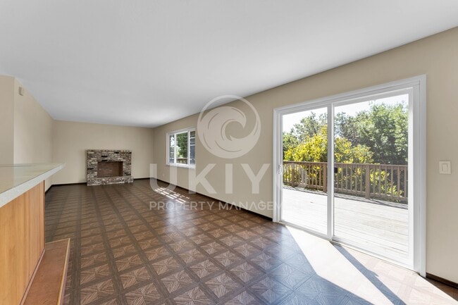 Building Photo - 4081 Oak Hill Rd