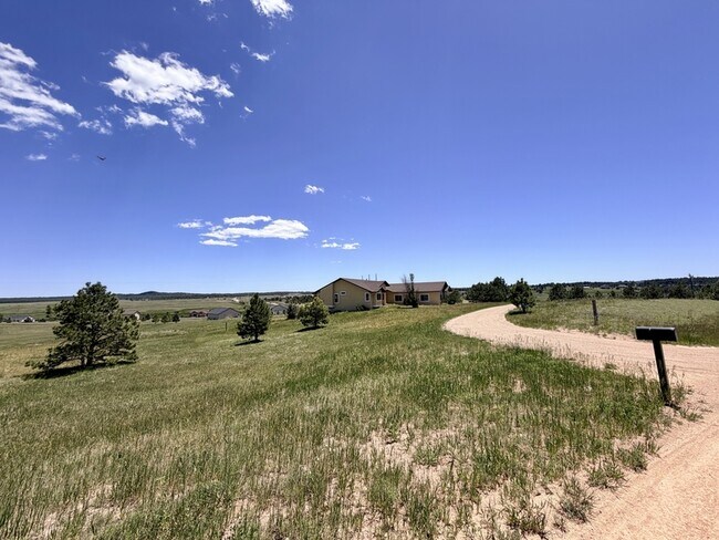 Building Photo - 18515 Peaceful Pines