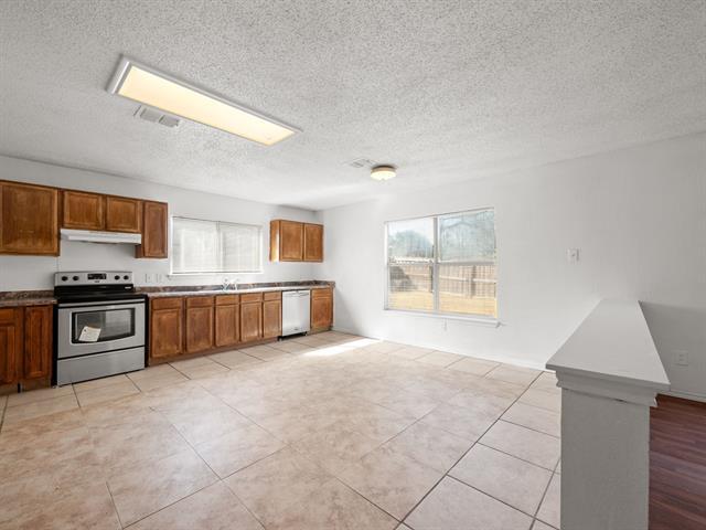 Building Photo - 1237 McCary St