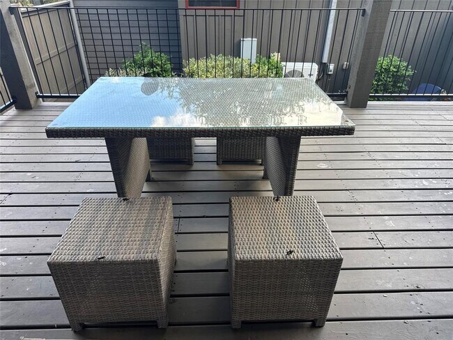 Building Photo - 2113 Barbaro Way