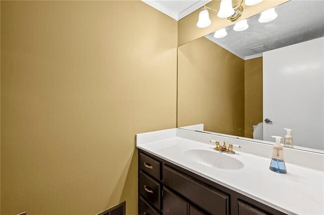 Building Photo - 2710 Margaret Mitchell Dr NW