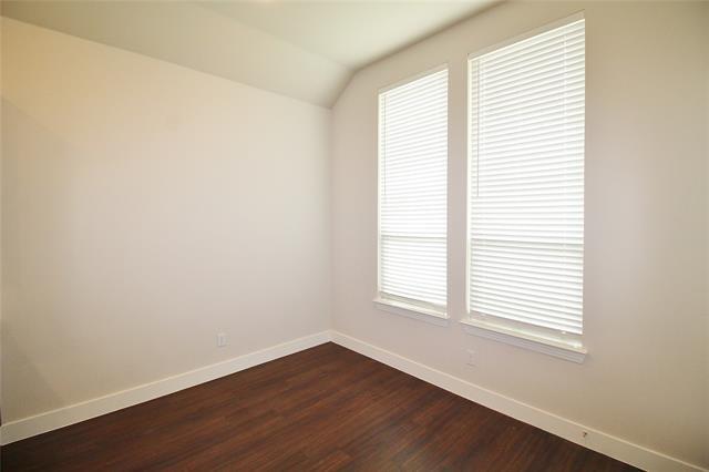 Building Photo - 1665 Sheldon Dr