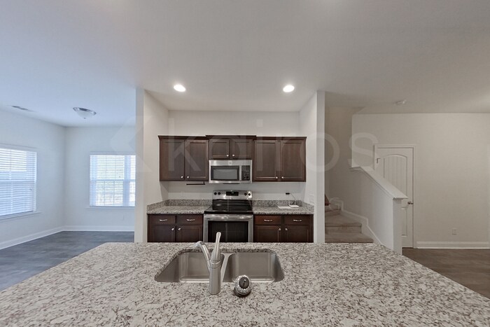 Building Photo - 415 Ferguson Ln