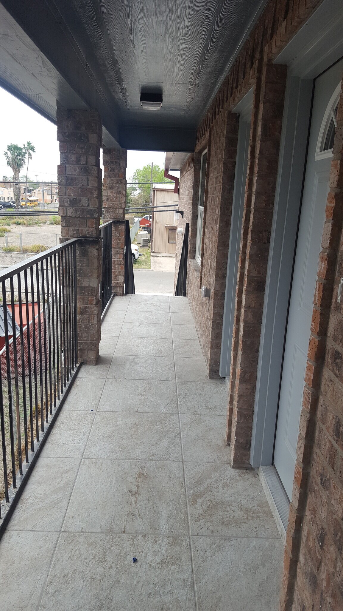 Staircase - 709 E 3rd St