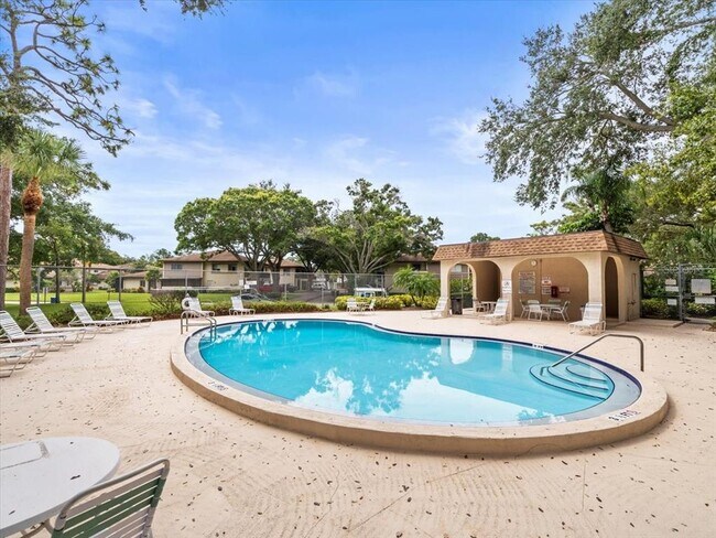 Building Photo - 2926 Lichen Ln