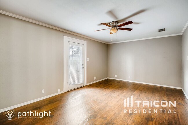 Building Photo - 100 Hacienda Dr
